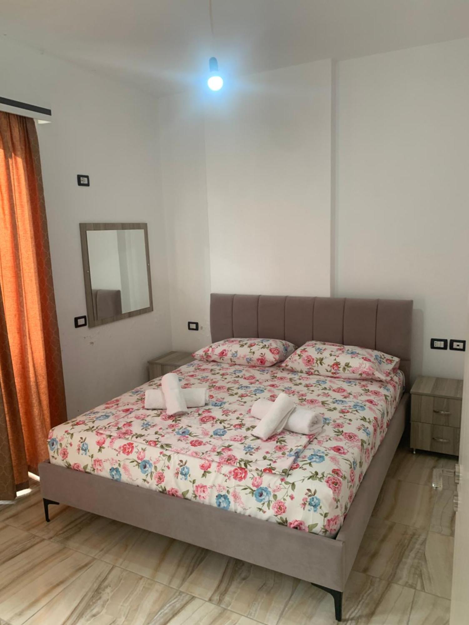 Adriatik Apartaments Sarandë Eksteriør billede